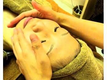 エステティックサロン フィール feel 岡場店/フェイシャル：ナチュラルケア