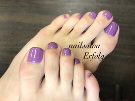 シンプルワンカラーフットネイル