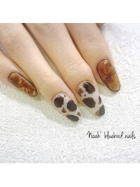 アニマルアートcowデザイン