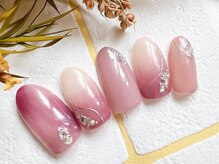 アミネイルズ(AmiNails)/オフィスグラデネイル♪