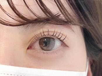 フィアラ 京都駅前店(Fiara)/パリジェンヌ