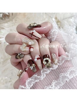 ボルドー×ゴールドネイル