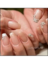 リュクスアートラボ(Luxeartlab)/