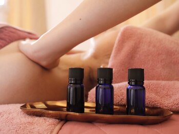 ユフラ(Juhla)の写真/【完全個室で叶う極上の癒し時間】日常を離れ、内側から輝く透明感と軽やかさを取り戻す贅沢なひとときを。