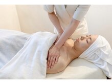 ポーラ ザ ビューティ 小倉駅前店(POLA THE BEAUTY)の雰囲気(基本ケア♪オールハンドリンパマッサージ)