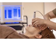 アコルデ 岡山本店(ACORDE)/ハイドロフェイシャルの施術風景