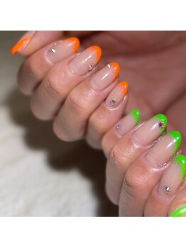 アリー ネイル スタジオ(Ary nail studio)/蛍光フレンチ