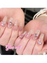 グロー ネイル(Glow Nail)/