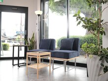 エンパム/待合スペース