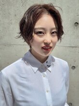 まつげとまゆげ 日紗未 店長