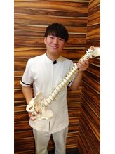 小倉駅前整骨院/背骨のゆがみ