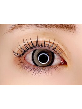 ナチュラル上品な目元にしたい