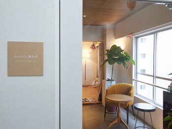 ドゥードル(doodle)/エレベーター5階で降り左側◎