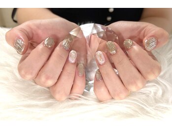 サロンズドゥー(Salon’s Doo)/バカラネイル