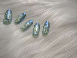 個性派デザインネイル