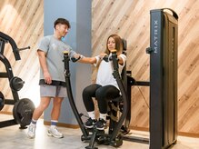 マッスルジムショウナン(MUSCLE GYM SHONAN)の雰囲気（嬉しいマンツーマントレーニング！結果重視ならマッスルジムへ☆）