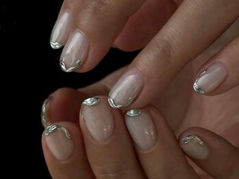 代々木上原美容室ノ上の写真/日常に溶け込む飾らない個性を引き出す洗練ショートネイル。指先からお洒落を楽しみましょう◎