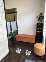 ワイズ(Y's)/待合スペース