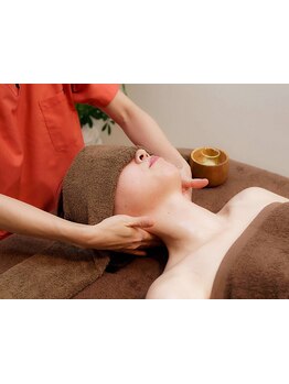 ヘッドスパで癒されたい