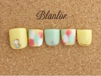 ブランロール 中目黒店(Blanl'or)/FOOT　カラフルドット♪