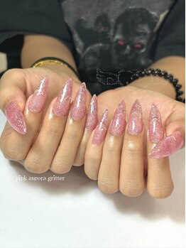 ウズ(UZU)/キラキラネイル