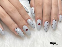 ビジュアンダー(Biju_)/ドットネイル