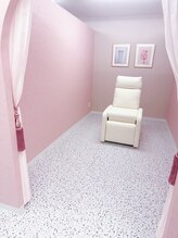 エニー 南越谷店(eny)/完全個室のかわいいい施術室♪
