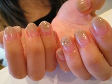 アロアロネイル(aloalo nail)/人気の水彩たらし込み白フラワー