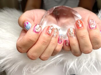 サロンズドゥー(Salon’s Doo)/夏のお任せデザイン♪