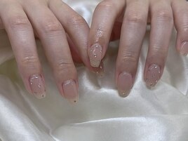 ちゅるんネイル/担当赤木