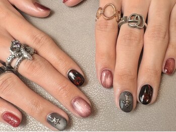 オリ(Ori)の写真/ベースを一層残すフィルイン施術◎長年のジェルネイルで自爪にお悩みがある方へ！メンズネイルもお気軽に!!