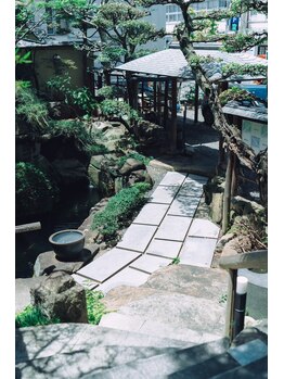 シー バイ ボニーズ(SHE by boneedz)/和風の癒され空間