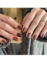 ムーイ 外苑前(mooi.)/heart design