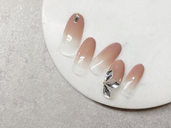 エフィネイル(effy nail)/