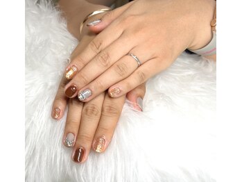 サロンズドゥー(Salon’s Doo)/秋のブラウンネイル♪