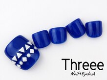 スリーネイルプラスアイラッシュ(Threee Nail+Eyelash)/ホワイトスタッズアート