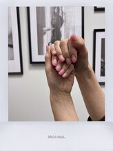 ブロース(BROS)/グラデーションネイル