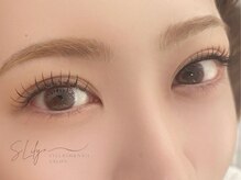 エスリリープラス(SLily+)/【LEDフラット/マツエク】