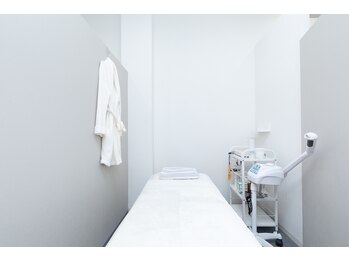 テセラ(TESELA)/プライベート空間(フェイシャル)