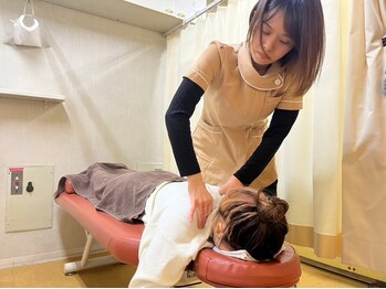 ザバス鍼灸整骨院 高槻富田院の写真/国家資格取得者による高い技術力！【全身整体+骨盤矯正60分¥2950】慢性的な肩こり・急な腰痛も根本改善！