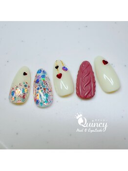 クインシー(Quincy)/バレンタインネイル