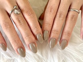 カフェラテカラー