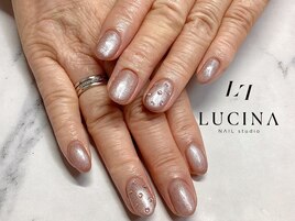 T-242 大人可愛いキラキラネイル