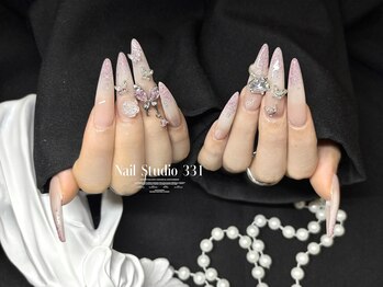 サンサンイチ 関内店(331)/紫×乳白色グラデーション