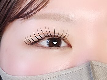 アール(R.)の写真/〈NEW〉LEDエクステ★とにかくモチがいい！汗・水・湿気にも強く、抜群のキープ力！大人気のエクパーも◎