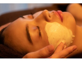 ブライダルエステ バイ スイスパ表参道(BRIDAL ESTHE by SUI SPA)/７.薬用美白パック(顔/デコルテ)