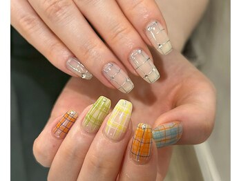 モニカ(MONICA)/いろいろチェックネイル