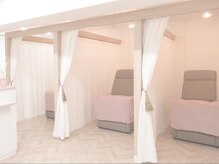 クルミ(Kurumi.)の雰囲気（デザイン120種類×似合わせ技術《パーソナルまつげパーマ》）