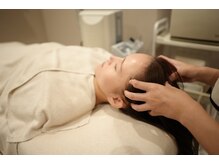 エヌインスキンケアスタジオ 天神店 N-inスキンケアスタジオの雰囲気（ドライヘッドスパもぜひご一緒に☆）