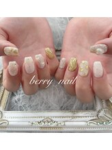 ベリーネイル(Berry nail)/